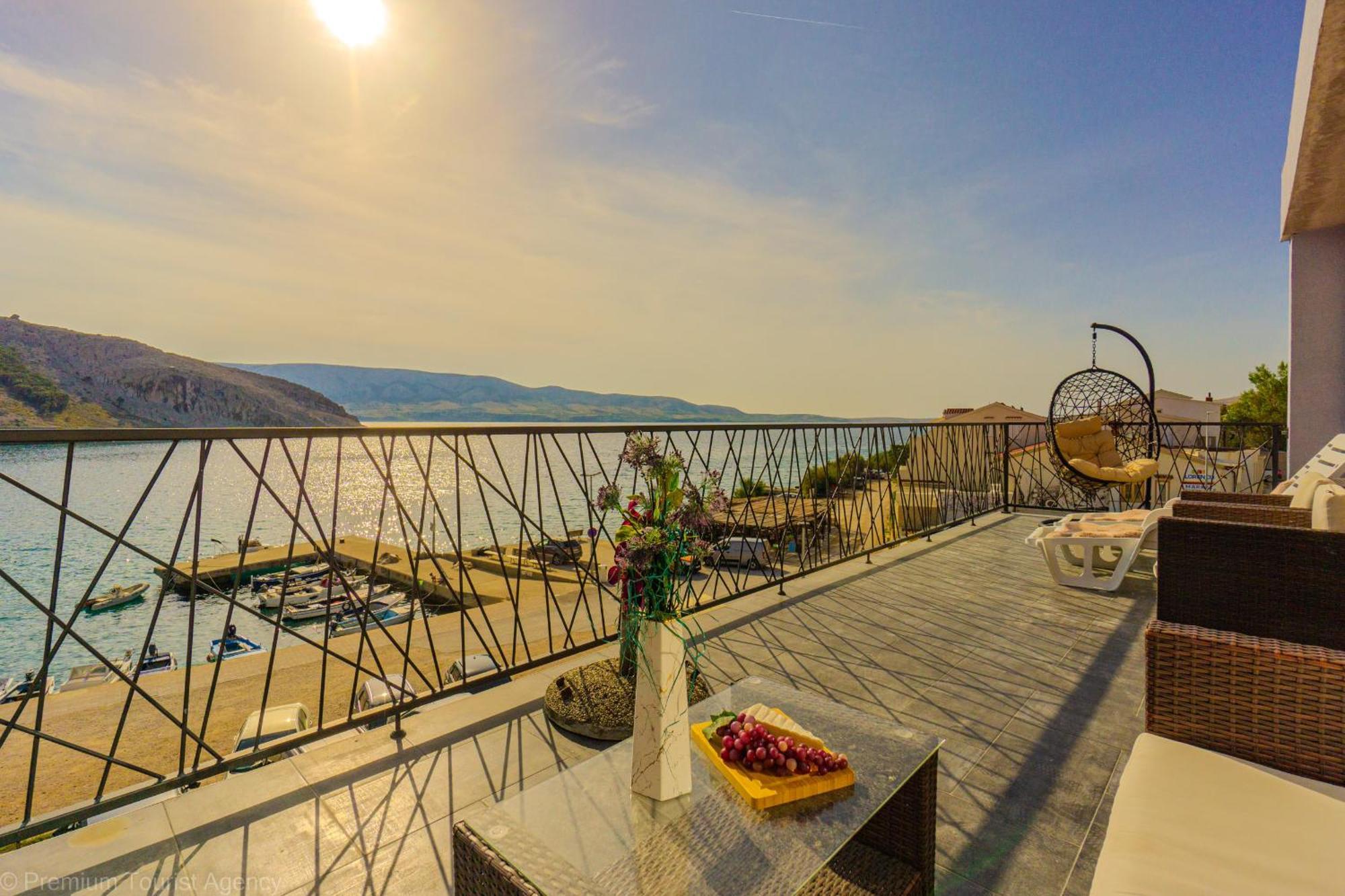 Ivica Super Comfortable, Newly Furnished Apartment In A Top Location Metajna Luaran gambar