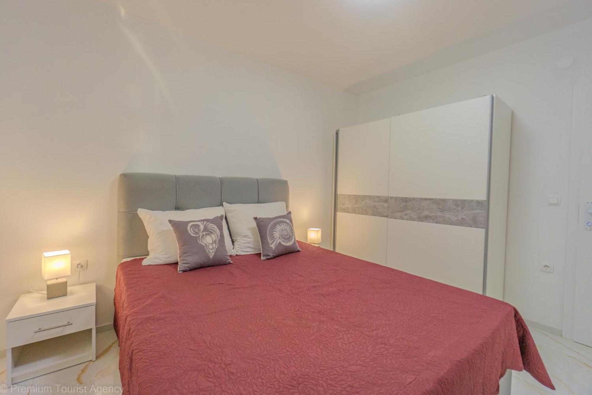 Ivica Super Comfortable, Newly Furnished Apartment In A Top Location Metajna Luaran gambar