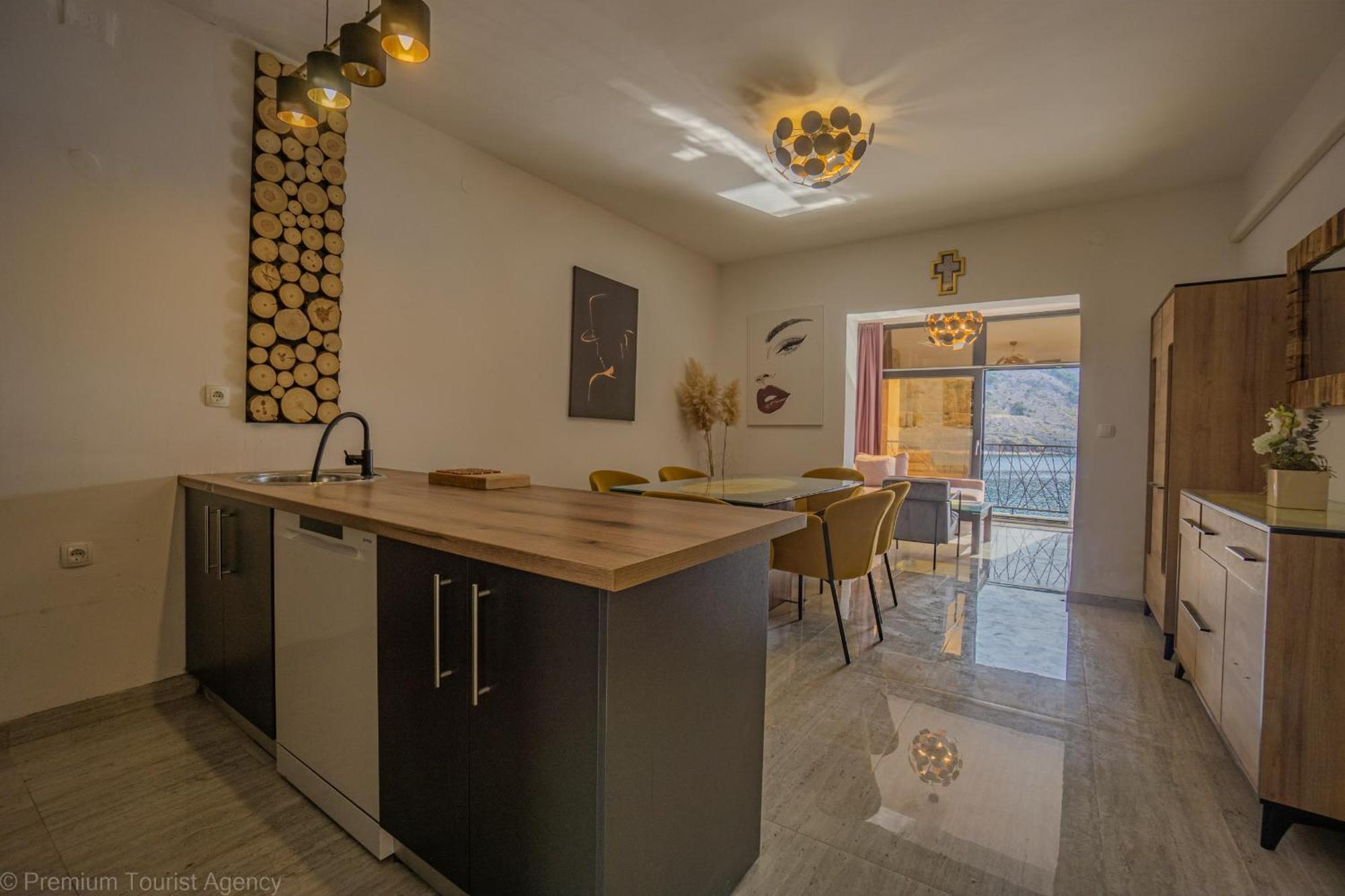 Ivica Super Comfortable, Newly Furnished Apartment In A Top Location Metajna Luaran gambar